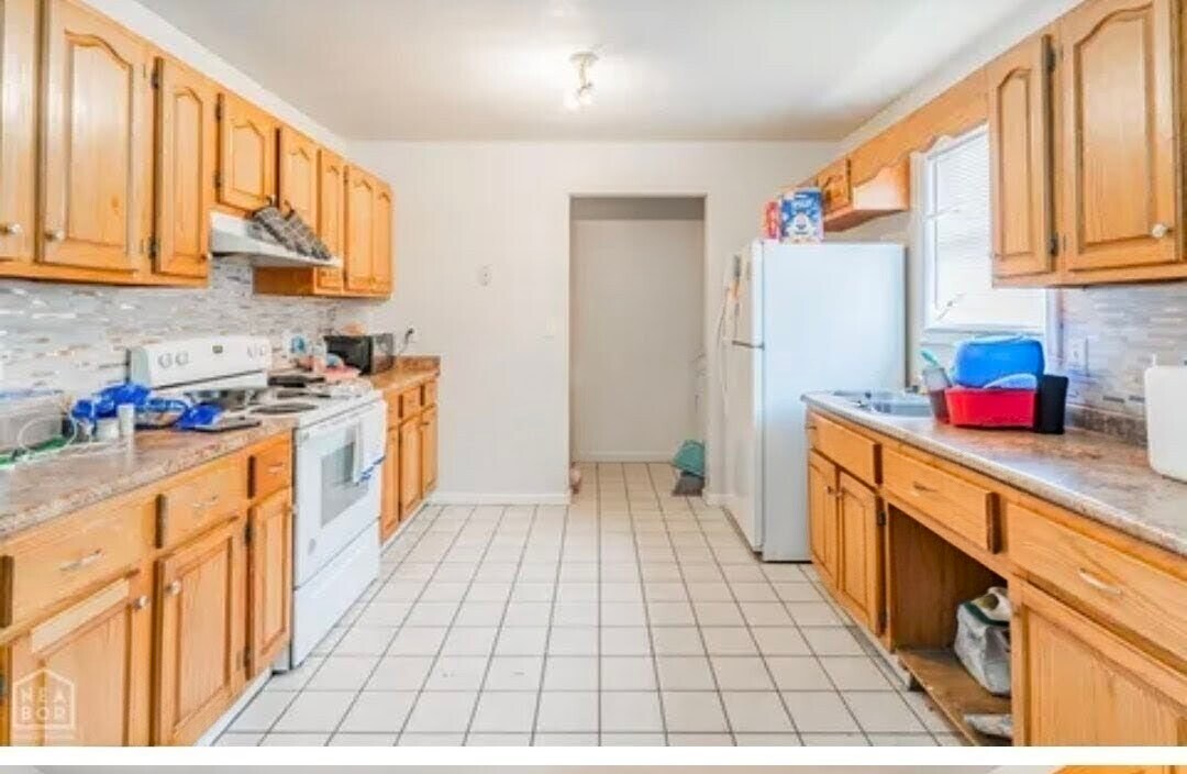 Foto del edificio - 2807 Breezewood Dr