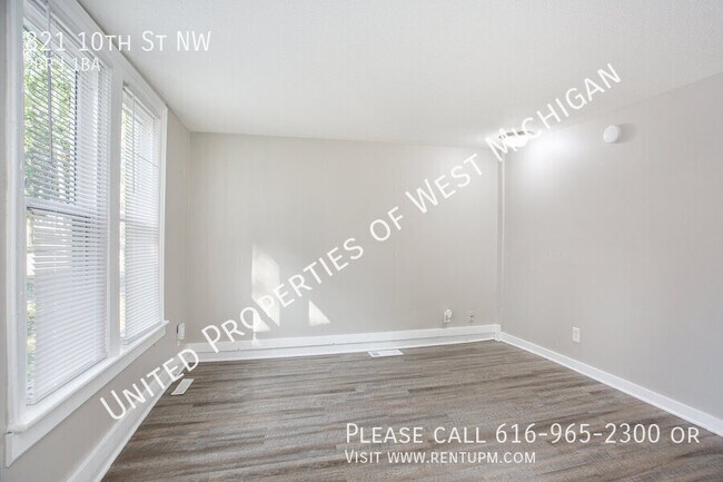 Building Photo - Available Now | 2 Bedroom 1 Bathroom Apart...