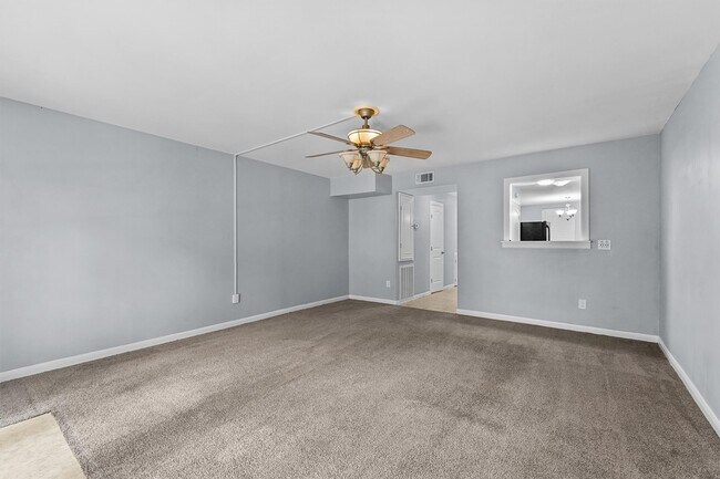 Building Photo - 5237 Arboles Dr