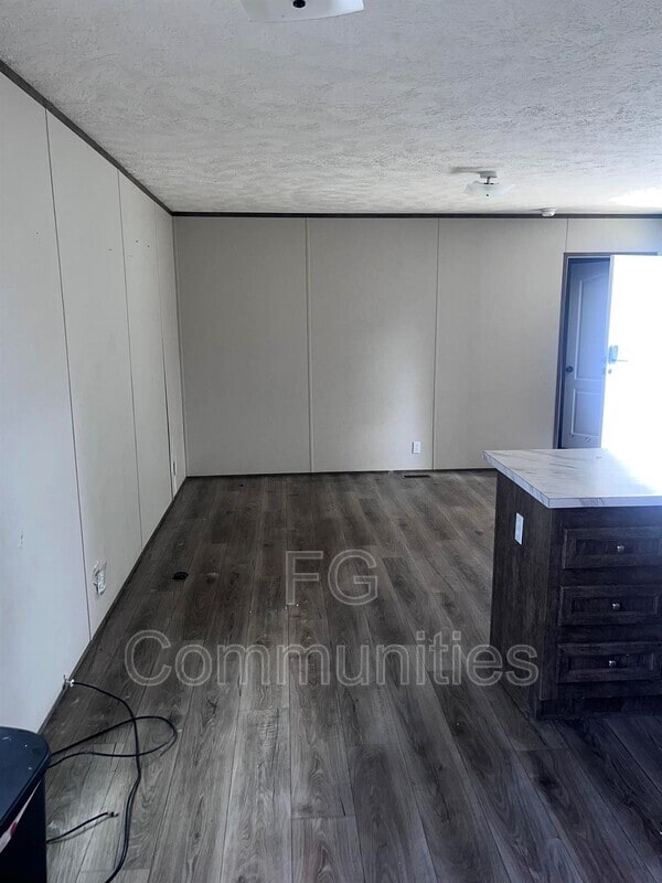Building Photo - 9000 Faires Rd