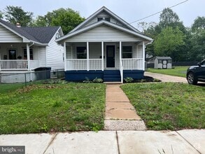 Building Photo - 38 Pressey St