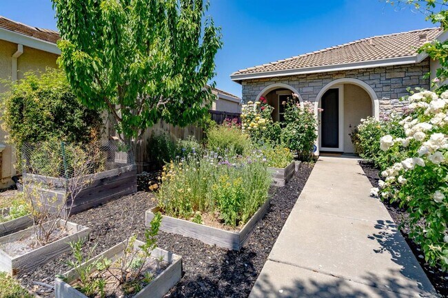 Foto del edificio - Adorable 3 bedroom 2 bath home