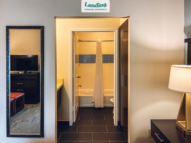 Foto del edificio - 9901 United Dr