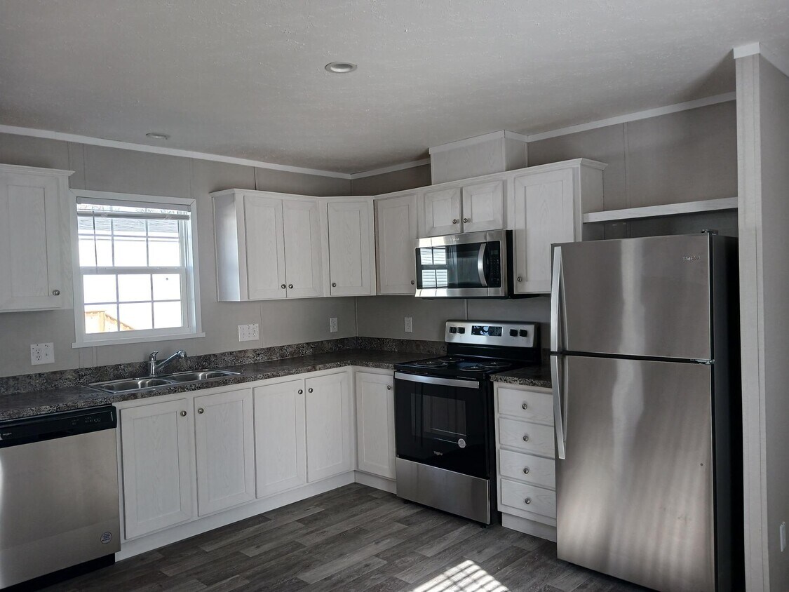 Foto principal - 80 Poppy Dr