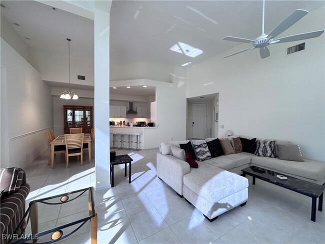 Foto del edificio - 1530 Clermont Dr