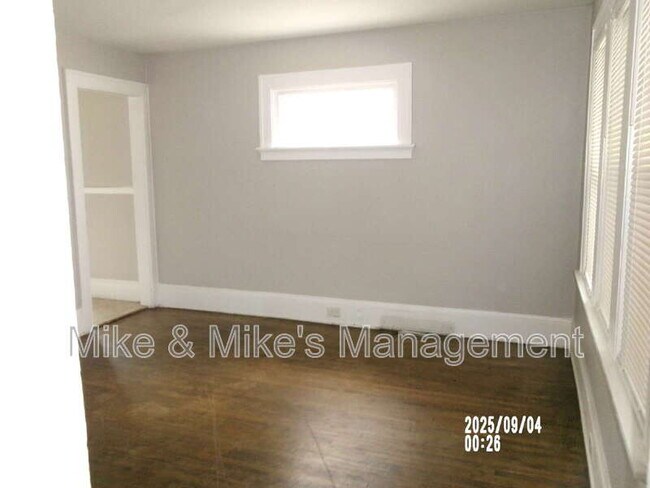 Foto del edificio - 1126 S 56th St