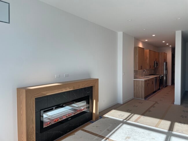 Foto del edificio - 934 W Diversey Pky