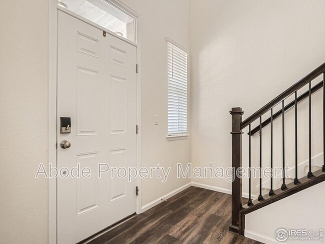 Foto del edificio - 451 Zeppelin Wy