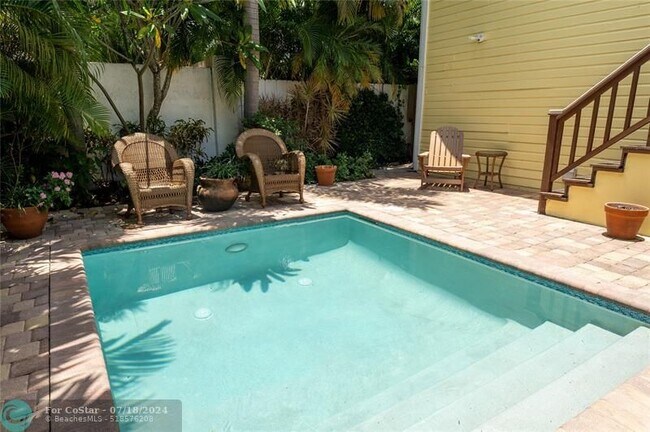 Foto del edificio - 223 NE 15th Ave