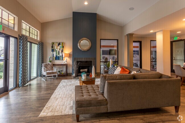 Casa club - Maynard of Augusta