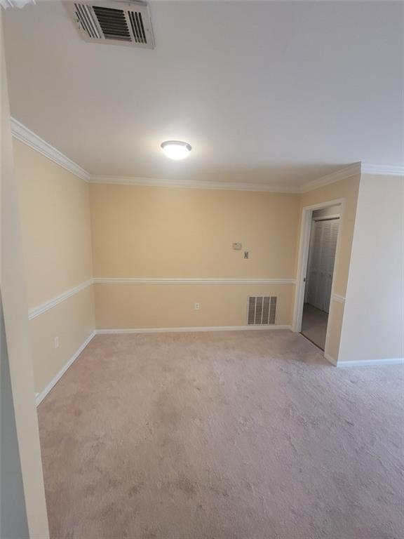 Building Photo - 23212 Plantation Dr NE