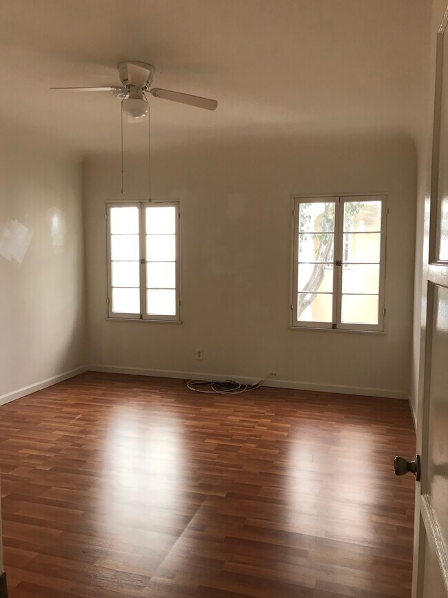 Foto del edificio - 4278 Creed Ave