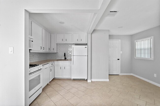 Foto del edificio - 234 W 27th St