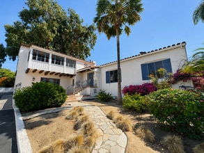 Building Photo - 352 Glen Ellen Dr