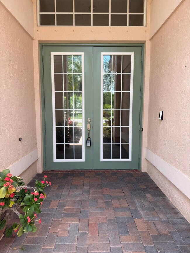 Foto del edificio - 11225 Manderly Ln