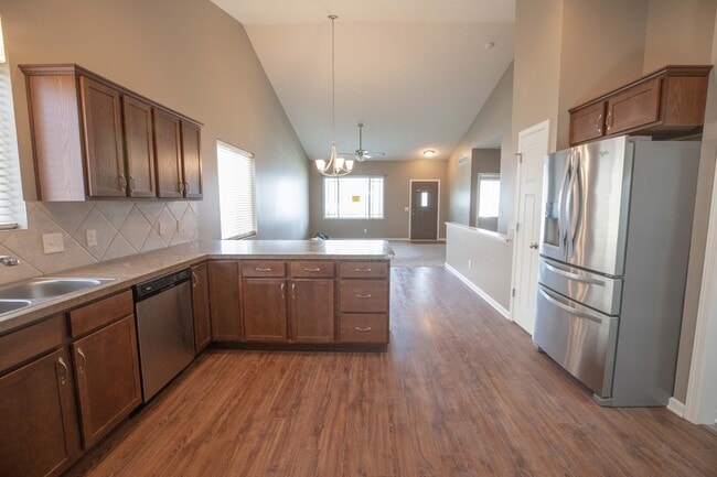 Building Photo - Home with newly finished basement!