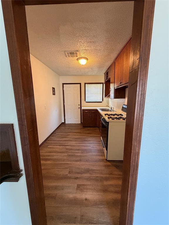 Building Photo - 412 Babb Dr