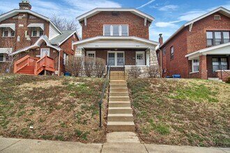 Building Photo - 7729 Gissler Ave