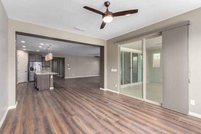 Foto del edificio - 27025 N 69th Ln