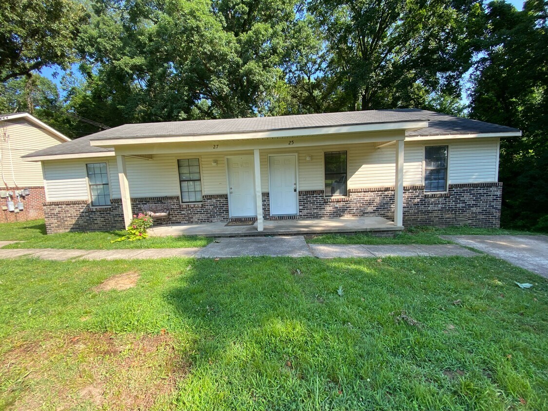 25 Rushwood Dr Jackson, TN 38305 Alquileres en Jackson, TN