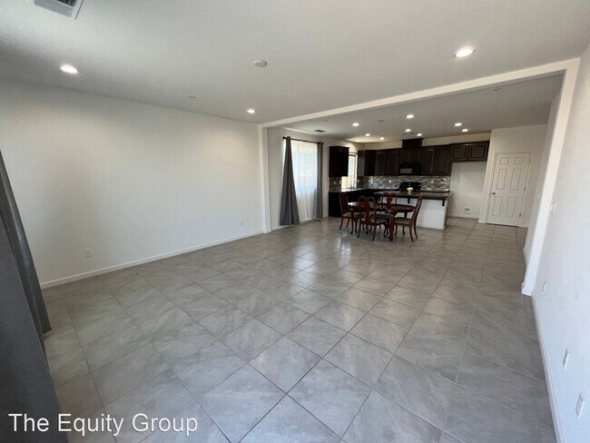 Foto del edificio - 3 br, 2 bath House - 1402 West Porter Ave