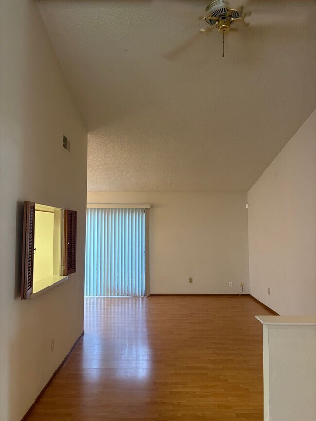 Foto del edificio - Spacious 3bed/2bath home in Antelope