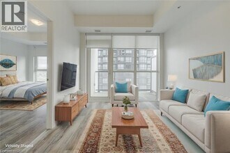 Building Photo - 108 Garment St