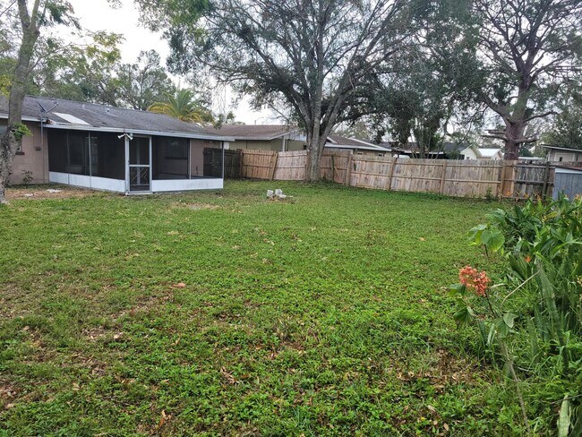 Building Photo - 3530 Bali Dr