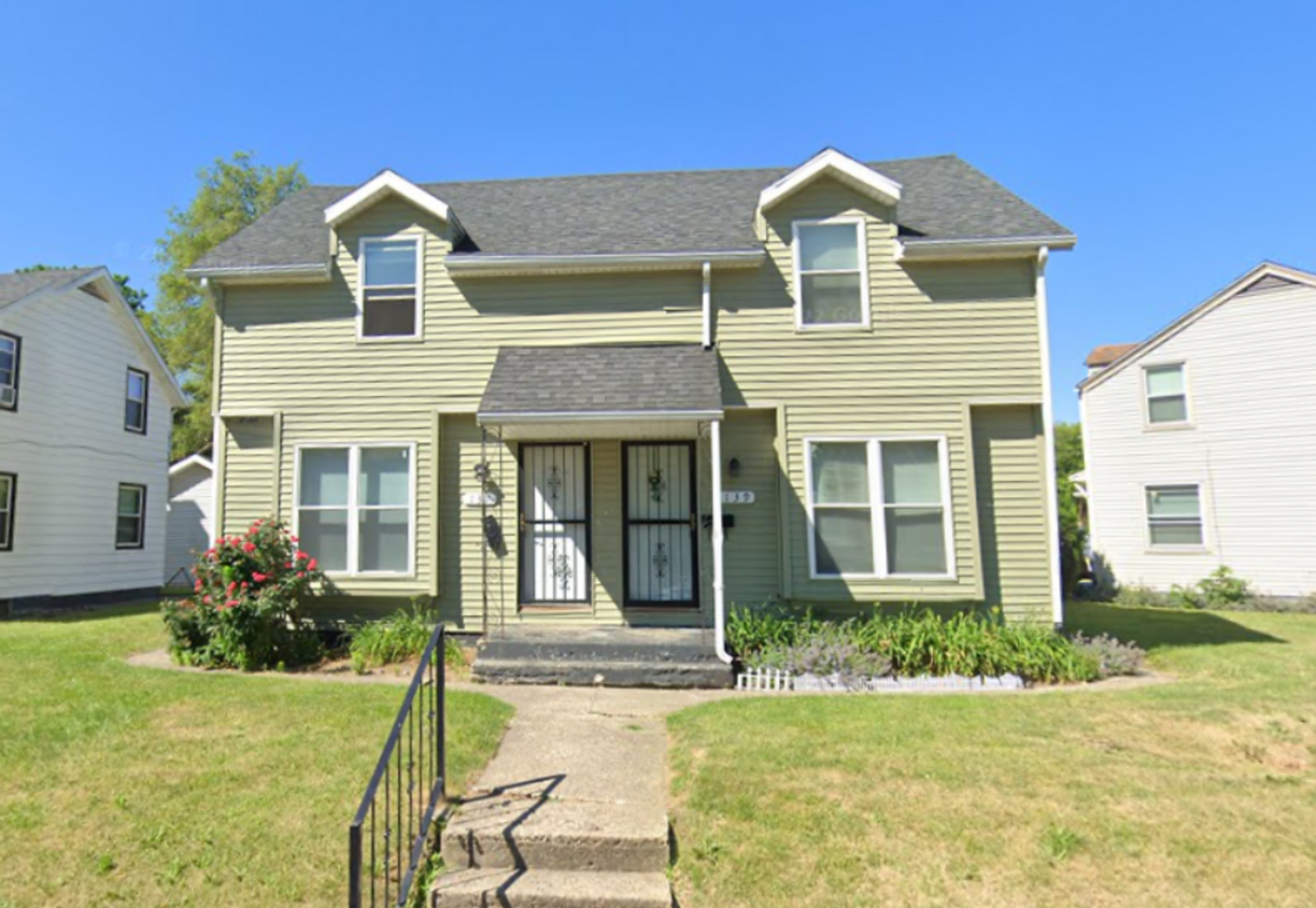 Foto principal - 2bd/1 ba duplex at corner of Colfax and La...