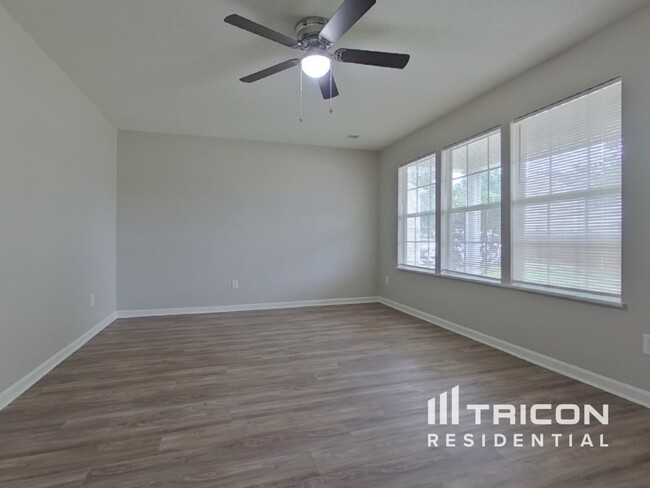 Building Photo - 6 Killian Grn Ct