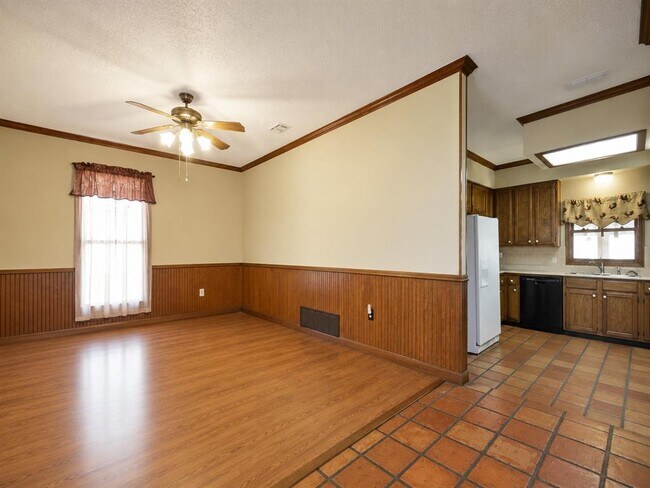 Foto del edificio - 431 Berry Ln