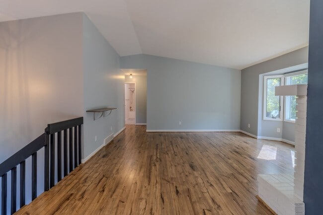 Building Photo - 154 Homestead Ln