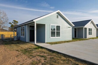 Building Photo - 12400 Liberty School Rd