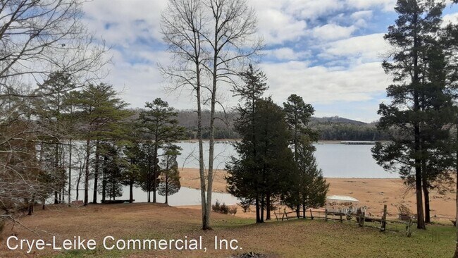 Building Photo - 3 br, 2 bath House - 146 Lakeshore Drive