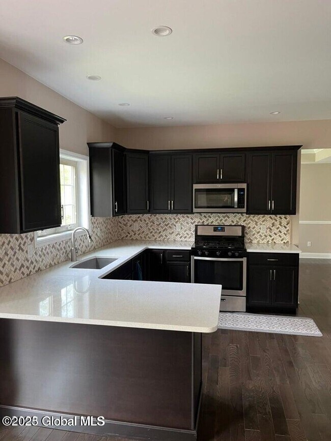 Building Photo - 86 Fiddlers Ln