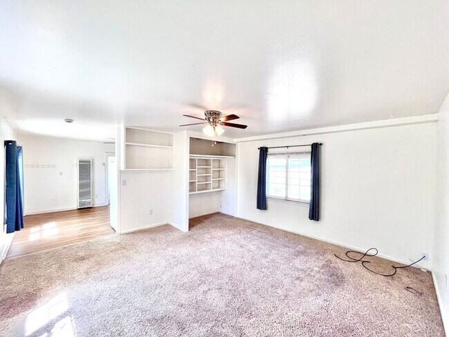 Foto del edificio - Very Large 1 Bed/1 BA in a Mountainside Re...