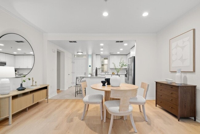 Building Photo - 3901 Lick Mill Blvd