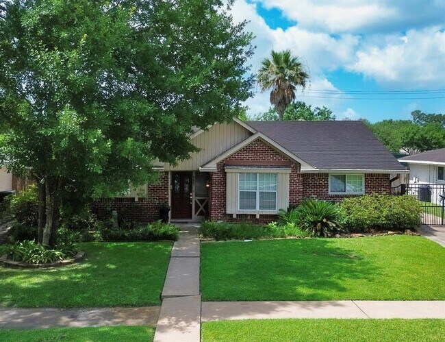 Foto del edificio - 5607 Braesvalley Dr