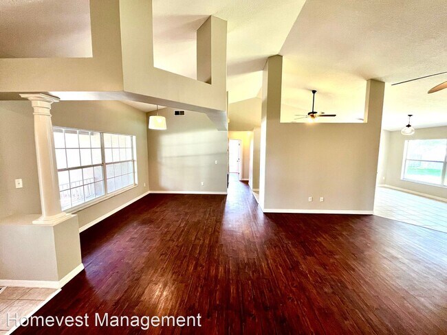 Building Photo - 3 br, 2 bath House - 11308 Marseilles Blvd