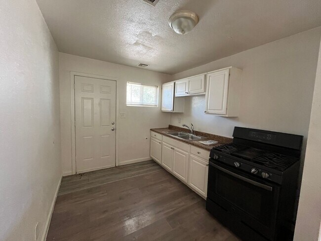 Foto del edificio - 373 N Nevada St