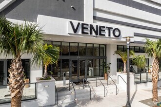 Building Photo - Veneto