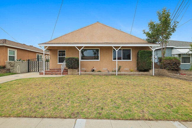 Building Photo - 3709 Olive St