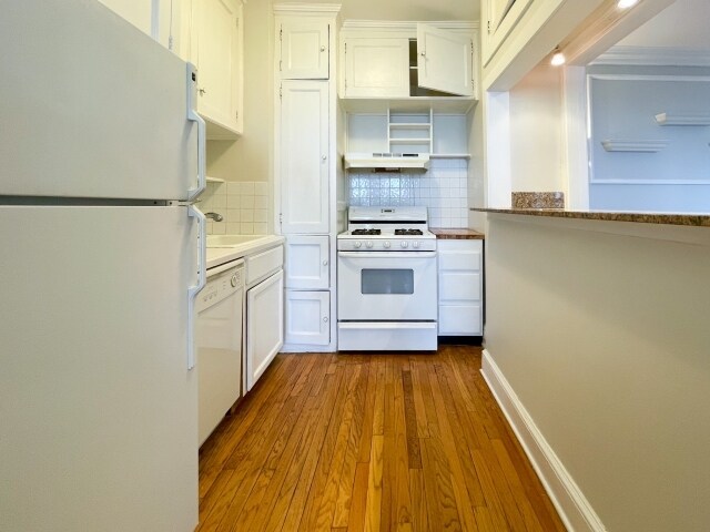 Foto del edificio - 3520 N Lake Shore Dr