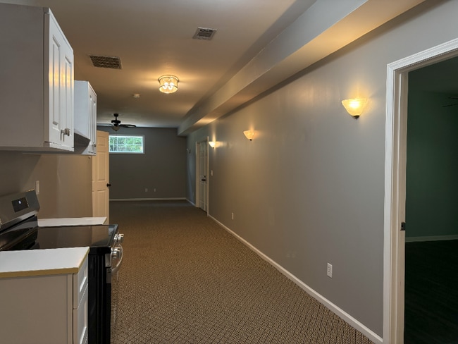 Building Photo - 2582 Oak Bluff Dr