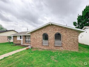 Building Photo - 2120 Sam Houston Blvd