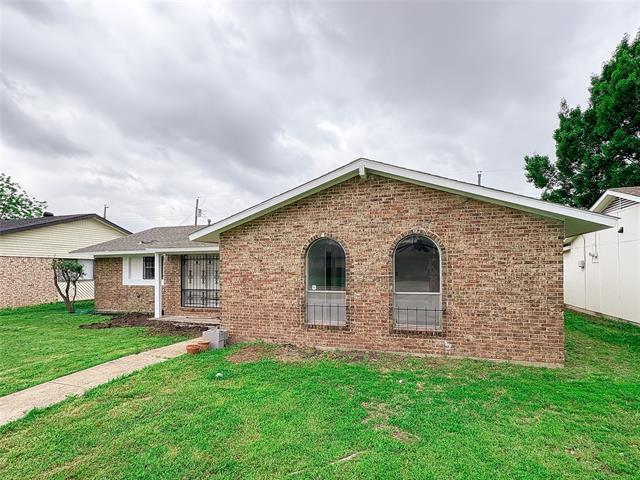 Primary Photo - 2120 Sam Houston Blvd