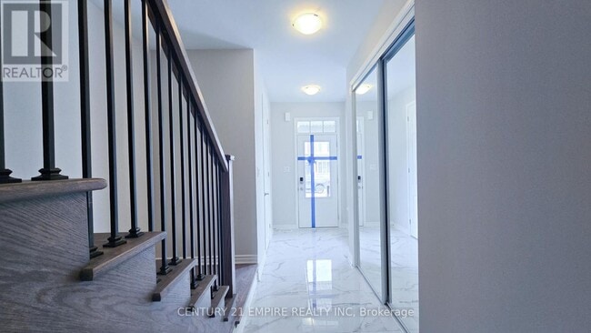 Building Photo - 3256 Brigadier Ave