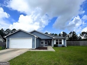 Building Photo - 435 Creekside Dr