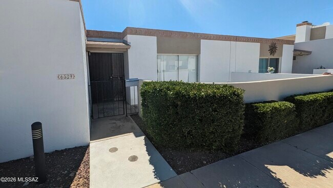 Foto del edificio - 6539 E Golf Links Rd