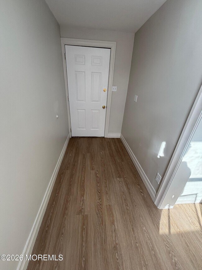 Building Photo - 1701 Tamiami Rd